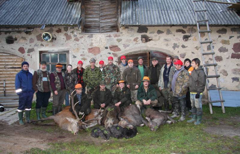 Dzinējmedības 10.10.2009. Mērsraga mednieku kolektīvā